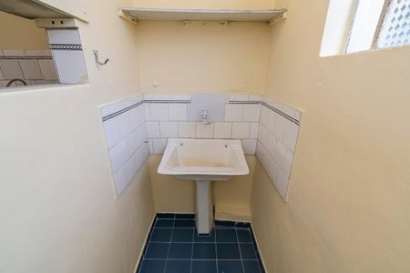 Apartamento para alugar com 75m², 2 quartos e sem vaga Apartamento para alugar com 75m², 2 quartos e sem vagaÁrea de Serviço