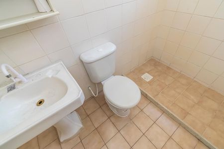 Apartamento para alugar com 75m², 2 quartos e sem vaga Apartamento para alugar com 75m², 2 quartos e sem vagaBanheiro