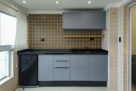 Apartamento para alugar com 115m², 3 quartos e 2 vagas Apartamento para alugar com 115m², 3 quartos e 2 vagasSacada