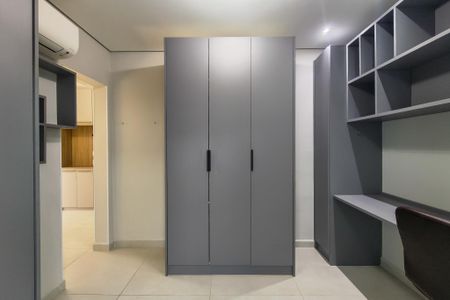 Apartamento para alugar com 115m², 3 quartos e 2 vagas Apartamento para alugar com 115m², 3 quartos e 2 vagasEscritório