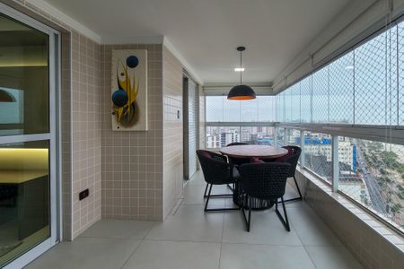 Apartamento para alugar com 115m², 3 quartos e 2 vagas Apartamento para alugar com 115m², 3 quartos e 2 vagasSacada