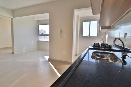 Apartamento para alugar com 79m², 2 quartos e 2 vagasCozinha