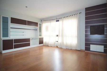 Sala de apartamento à venda com 3 quartos, 90m² em Petrópolis, Porto Alegre