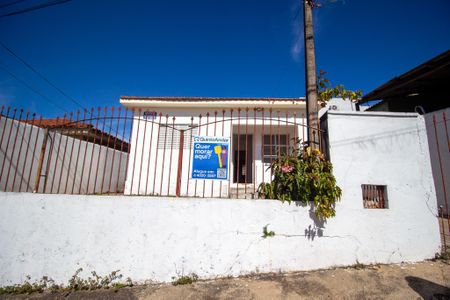 Casa para alugar com 300m², 3 quartos e 3 vagasFachada 