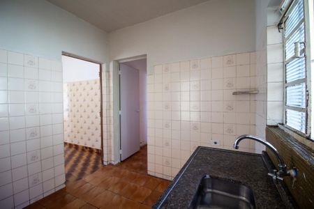 Casa para alugar com 300m², 3 quartos e 3 vagasCozinha 