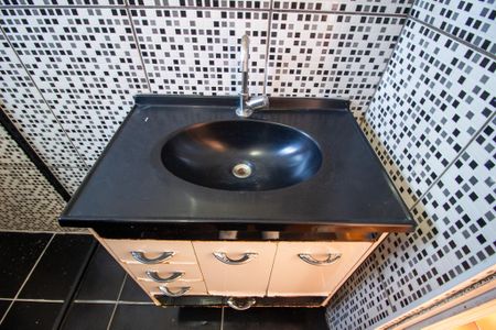 Casa para alugar com 300m², 3 quartos e 3 vagasBanheiro