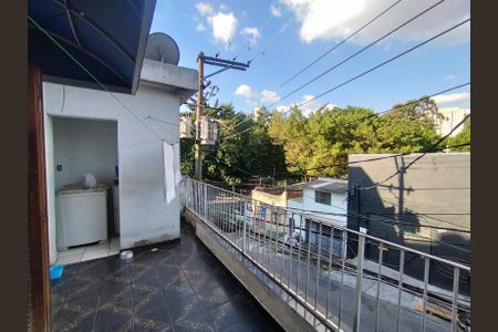 Varanda  de casa à venda com 6 quartos, 232m² em Jardim Maria Estela, São Paulo