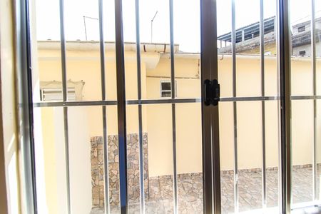 Vista da Sala de casa para alugar com 1 quarto, 40m² em Conjunto Habitacional Castro Alves, São Paulo