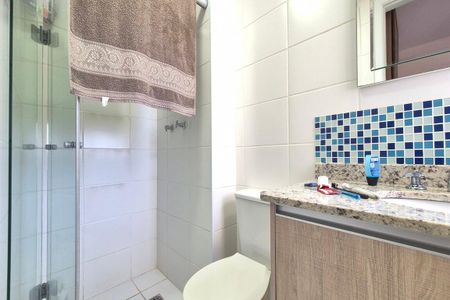Apartamento para alugar com 80m², 2 quartos e 2 vagasBanheiro da Suíte