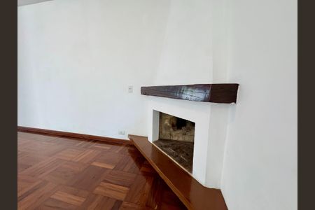 Casa para alugar com 400m², 4 quartos e 5 vagasSala