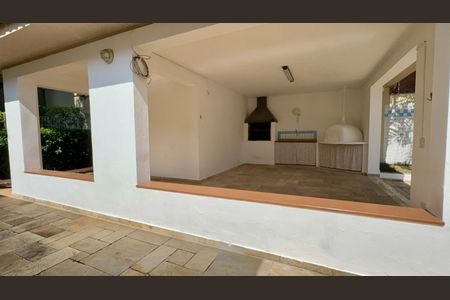 Casa para alugar com 400m², 4 quartos e 5 vagasÁrea comum - Churrasqueira