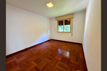 Casa para alugar com 400m², 4 quartos e 5 vagasQuarto 4