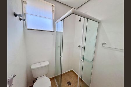 Casa para alugar com 400m², 4 quartos e 5 vagasBanheiro 3