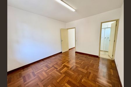 Casa para alugar com 400m², 4 quartos e 5 vagasQuarto 2