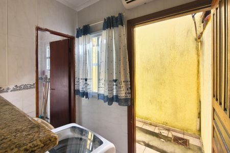 Casa de condomínio para alugar com 60m², 2 quartos e 1 vagaÁrea de Serviço