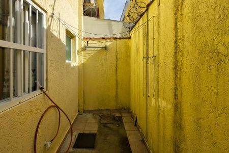 Casa de condomínio para alugar com 60m², 2 quartos e 1 vagaQuintal