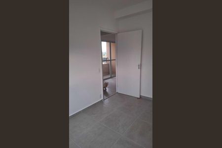 Quarto de apartamento para alugar com 2 quartos, 45m² em Jardim Santa Rosália, Sorocaba