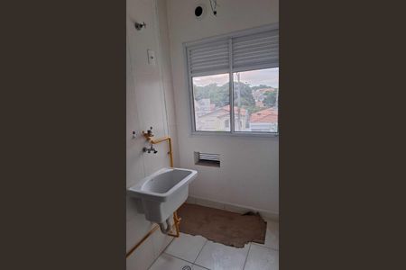 Área de serviço de apartamento para alugar com 2 quartos, 45m² em Jardim Santa Rosália, Sorocaba