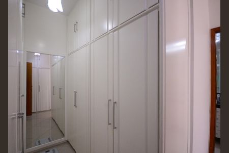 Apartamento à venda com 198m², 3 quartos e 3 vagasQuarto 3 - Suite 