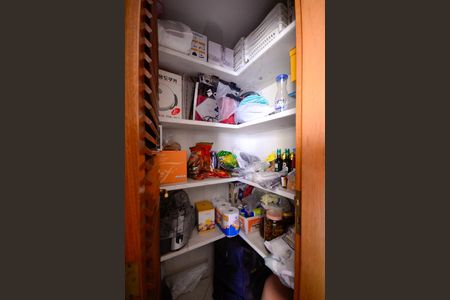 Apartamento à venda com 198m², 3 quartos e 3 vagasÁrea de Serviço - Dispensa 