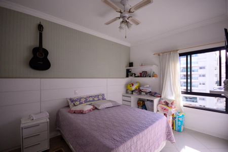 Apartamento à venda com 198m², 3 quartos e 3 vagasQuarto 2 - Suite 