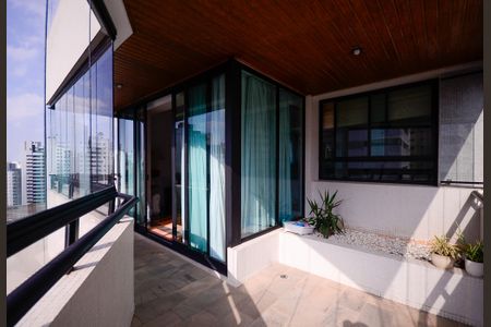 Apartamento à venda com 198m², 3 quartos e 3 vagasSala - Varanda 