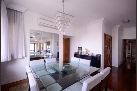 Sala de Jantar  de apartamento à venda com 3 quartos, 198m² em Aclimação, São Paulo