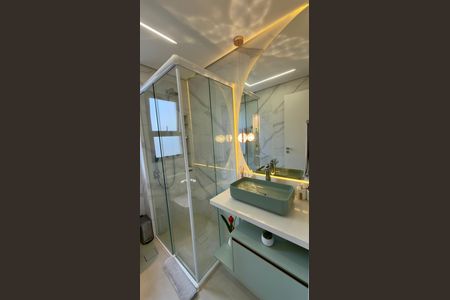 Apartamento à venda com 85m², 2 quartos e 2 vagas Apartamento à venda com 85m², 2 quartos e 2 vagasBanheiro