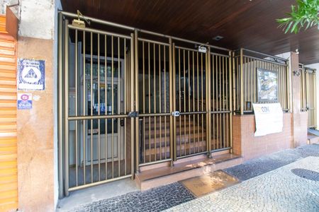 Apartamento à venda com 72m², 2 quartos e 1 vagaFachada