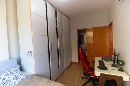 Apartamento à venda com 72m², 2 quartos e 1 vagaSuíte 