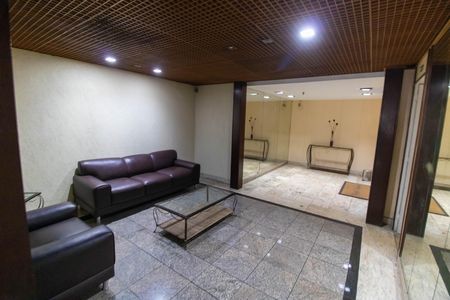 Apartamento à venda com 72m², 2 quartos e 1 vagaPortaria 