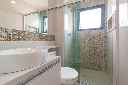 Apartamento para alugar com 62m², 2 quartos e 2 vagasBanheiro da suíte