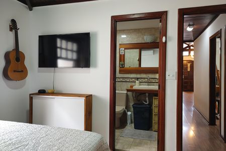 Casa de condomínio à venda com 200m², 3 quartos e 2 vagasQuarto 2 - Suíte