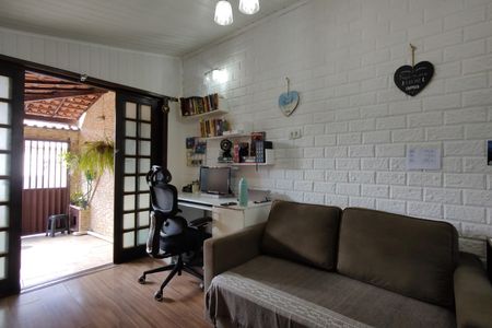 Casa de condomínio à venda com 200m², 3 quartos e 2 vagasSala 2