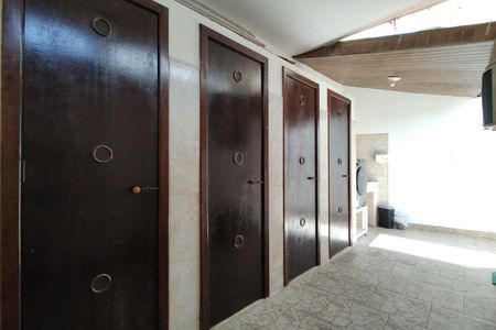 Casa de condomínio à venda com 200m², 3 quartos e 2 vagasÁrea de Serviço