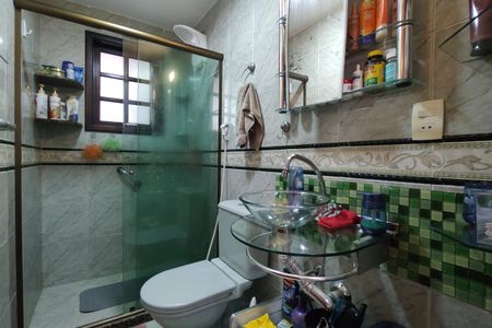 Casa de condomínio à venda com 200m², 3 quartos e 2 vagasBanheiro Social