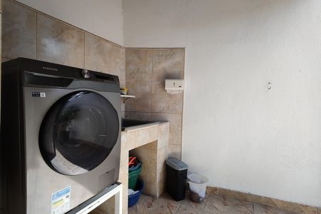 Casa de condomínio à venda com 200m², 3 quartos e 2 vagasÁrea de Serviço