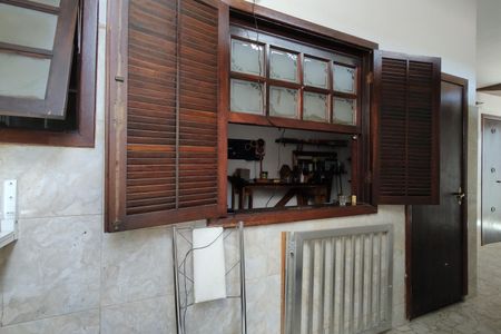 Casa de condomínio à venda com 200m², 3 quartos e 2 vagasQuarto de Serviço