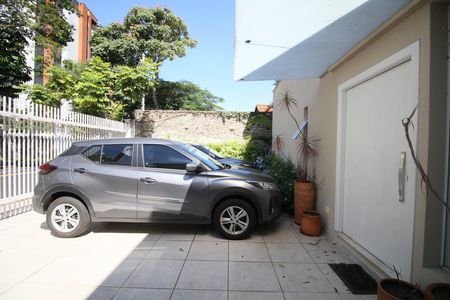 Garagem de casa à venda com 6 quartos, 350m² em Vila Sonia, São Paulo