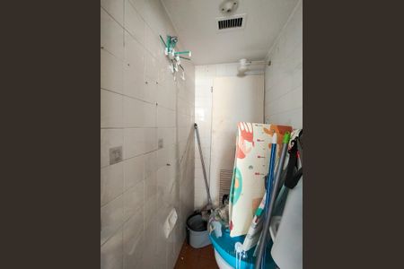 Apartamento para alugar com 68m², 2 quartos e 1 vagaBanheiro de serviço