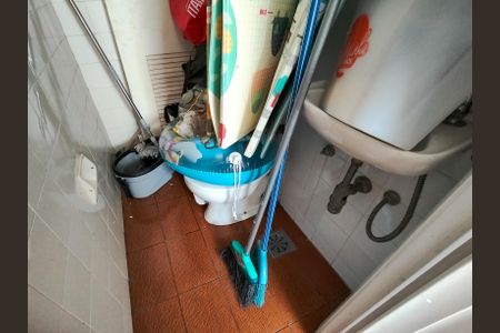 Apartamento para alugar com 68m², 2 quartos e 1 vagaBanheiro de serviço