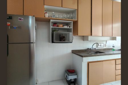 Apartamento para alugar com 68m², 2 quartos e 1 vagaCozinha