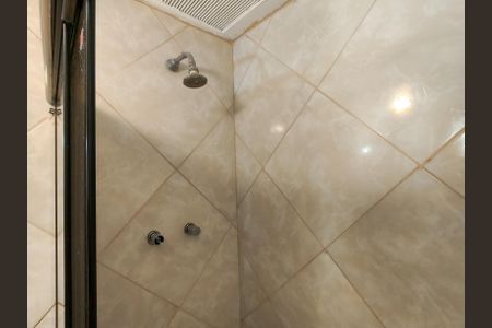 Apartamento para alugar com 68m², 2 quartos e 1 vagaBanheiro Corredor