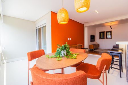 Sala de apartamento à venda com 2 quartos, 68m² em Pinheiros, São Paulo