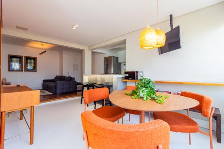 Sala de apartamento à venda com 2 quartos, 68m² em Pinheiros, São Paulo