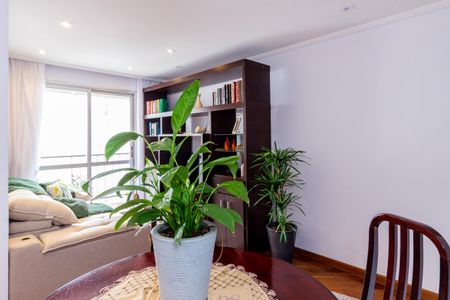 Sala de apartamento para alugar com 2 quartos, 56m² em Jardim Iris, São Paulo