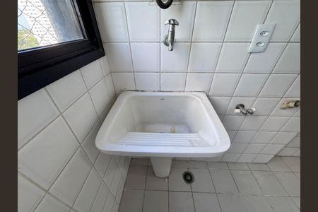 Apartamento para alugar com 63m², 2 quartos e 2 vagasCozinha e Área de Serviço