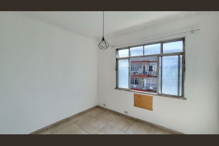 Apartamento à venda com 74m², 2 quartos e 1 vagaQuarto 2