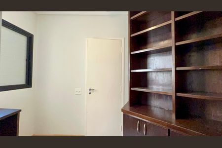 Apartamento para alugar com 73m², 3 quartos e 2 vagasQuarto 2