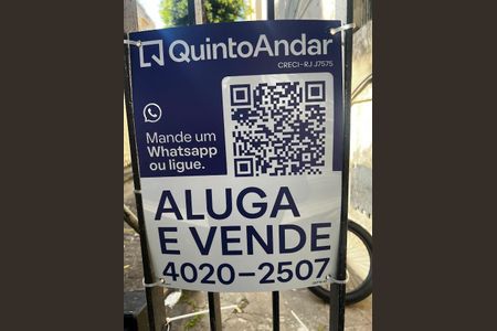 Casa para alugar com 220m², 4 quartos e sem vagaFachada